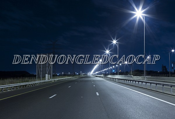 Đèn đường LED D24-150 chiếu sáng đường cao tốc